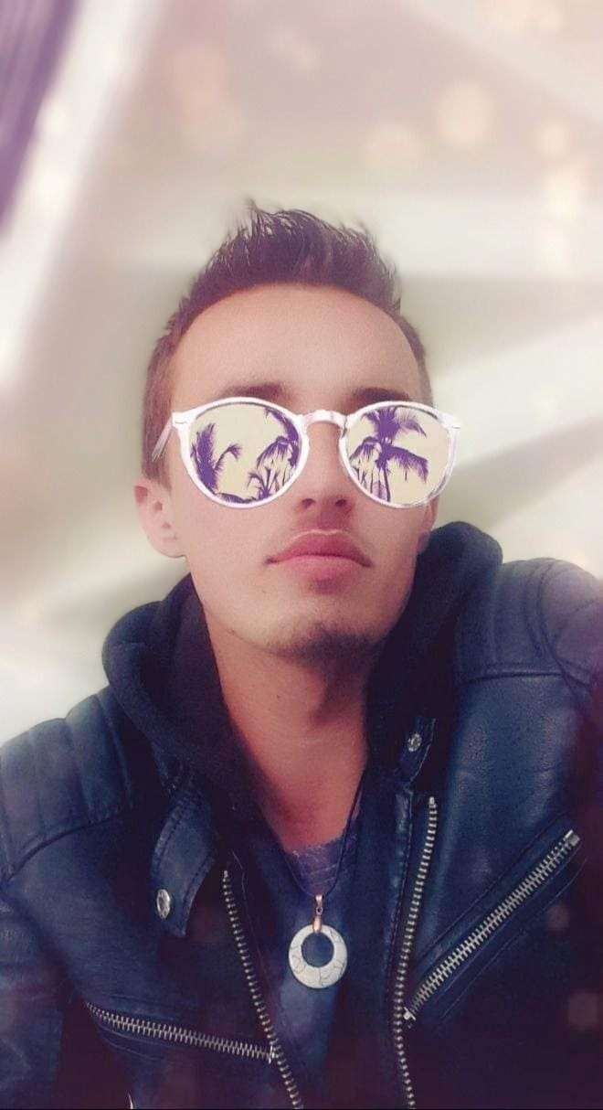 Profil de Lissandre, 25 ans, Trav à Redwater