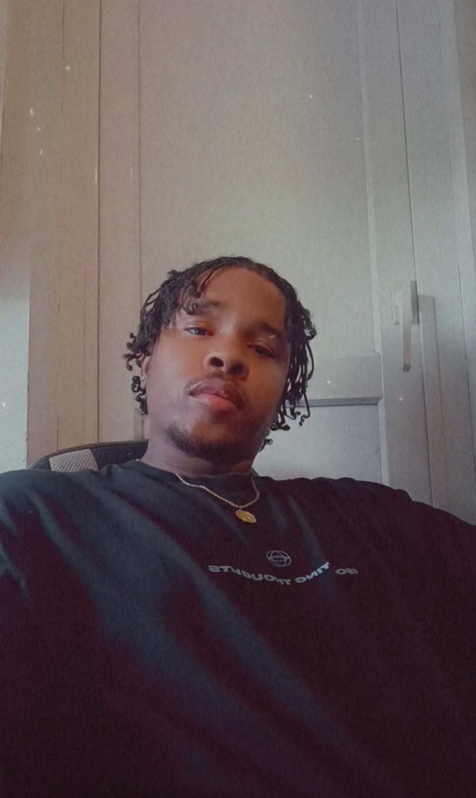 Profil de Rodi, 33 ans, Trav à Saint-Aubert