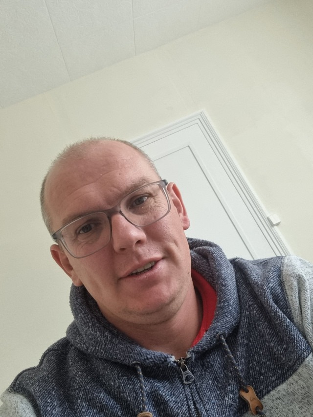 Profil de Jemil, 42 ans, Trav à Hinton