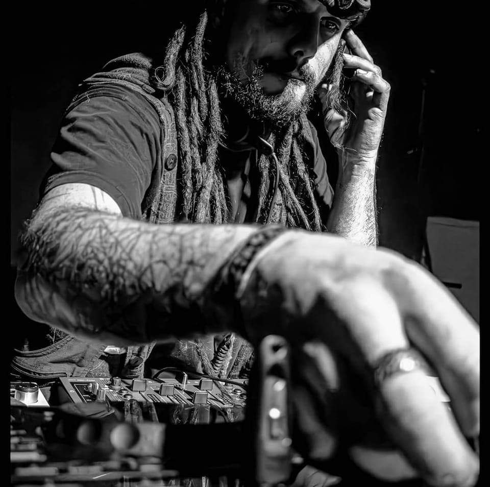 Profil de Leontel, 34 ans, Trav à Strathmore