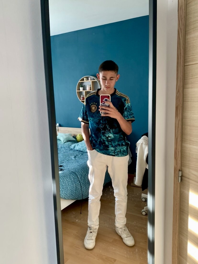 Profil de Syam, 20 ans, Trav à Plummer Additional