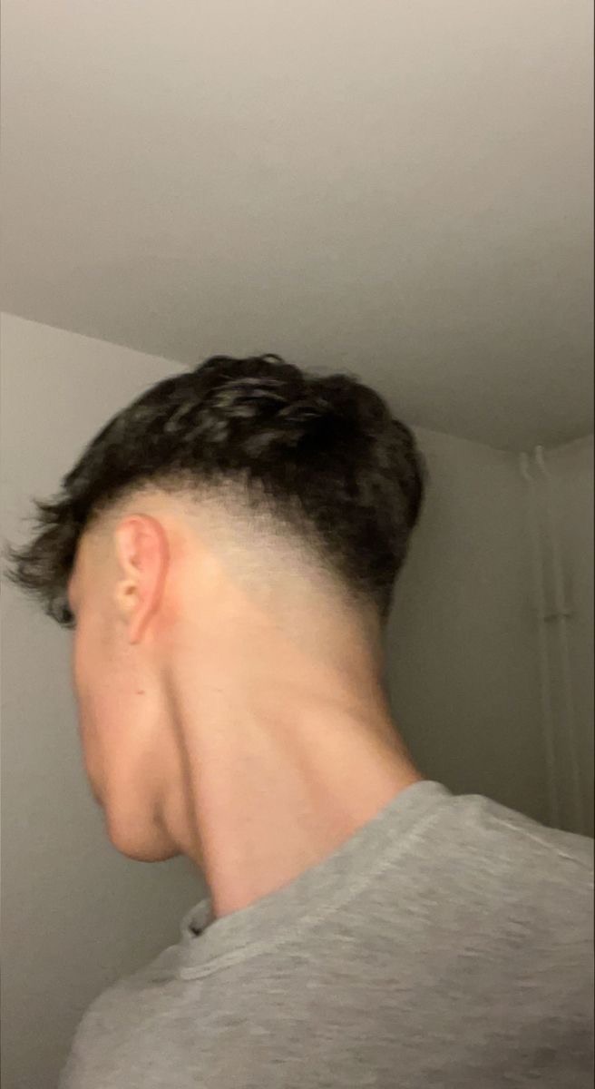 Profil de Cyrus, 24 ans, Trav à Okotoks