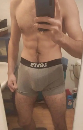 Profil de Childeric, 34 ans, Trav à Sainte-Béatrix