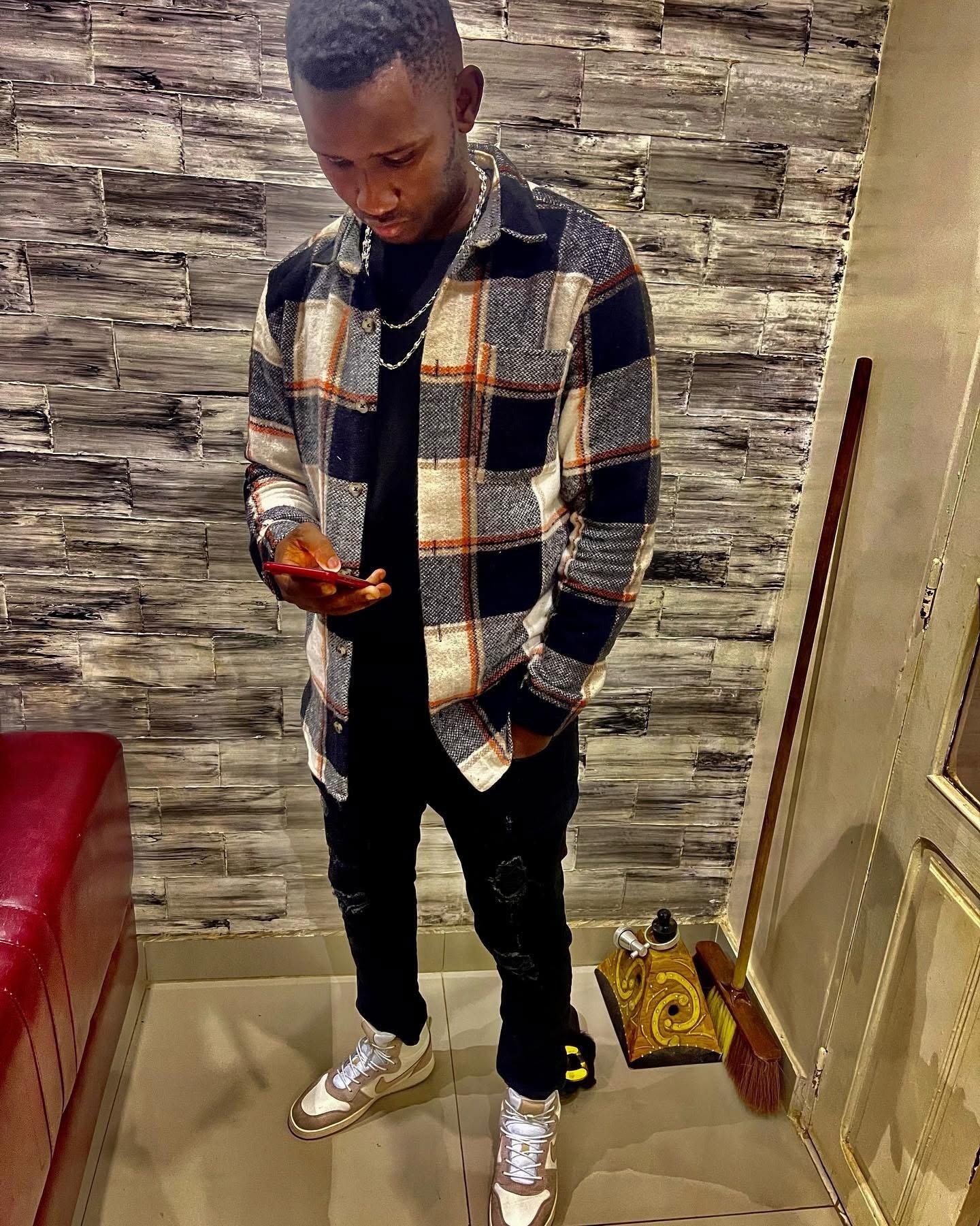 Profil de Amon, 33 ans, Trav à Berry